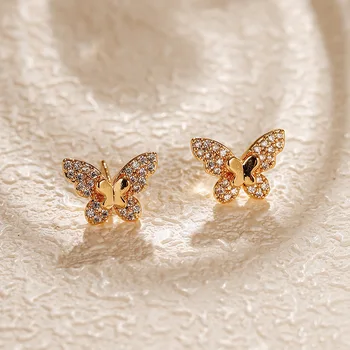 Дизайн бабочки из белого циркона, изысканные Женские серьги-гвоздики, покрытые 18-каратным золотом с элементами животных, модные украшения для повседневной носки